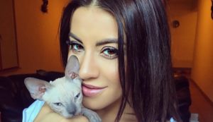 nicoleta nuca