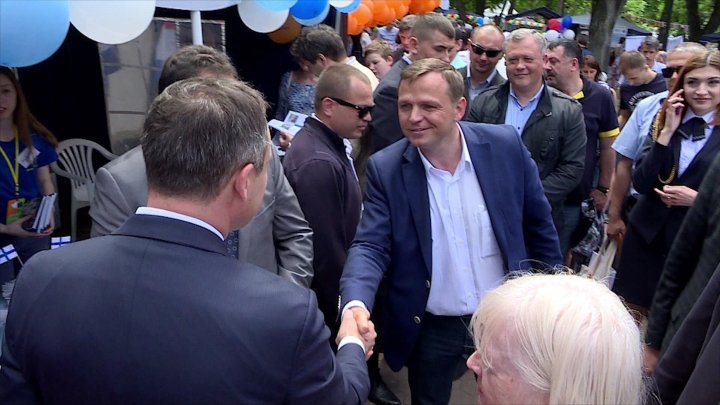 Andrei Nastase, Andrian Candu, Platforma DA, PDM, portretul psihologic al lui Nastase, gesturile care il tradeaza pe Nastase, planurile lui Nastase pentru Chisinau
