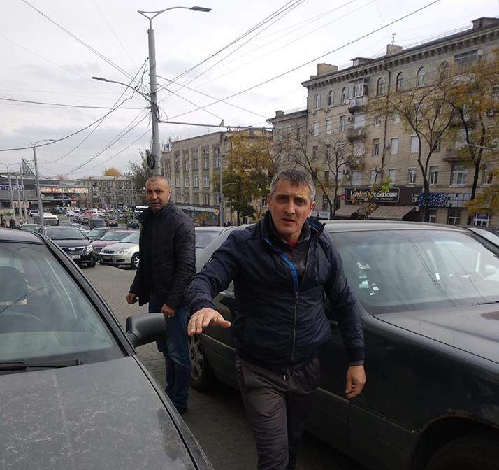 El este șoferul nesimțit, care l-a bătut pe activistul Victor Bunescu, Motivul este revoltător, republica moldova, orasul chisinau