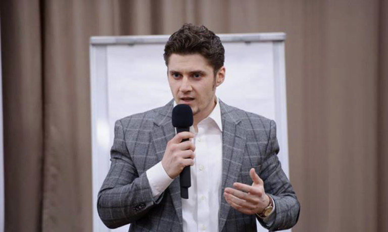 Ajuns la vârsta de 80 de ani, Kashpirovsky a fost întrebat: Sunteți ...