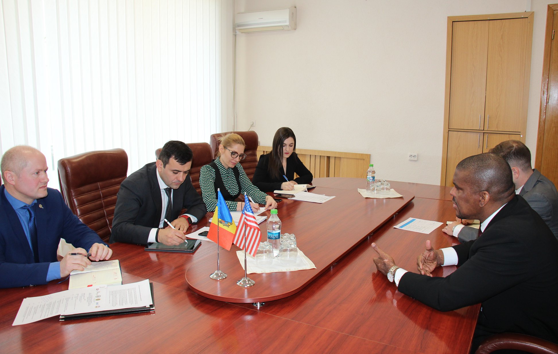 Discuții Hogan - Gaburici, În această lună, câteva companii importante din SUA urmează să vină la Chișinău, economie moldova 2019, relatii statele unite moldova, guvernul filip pdm, partidul democrat
