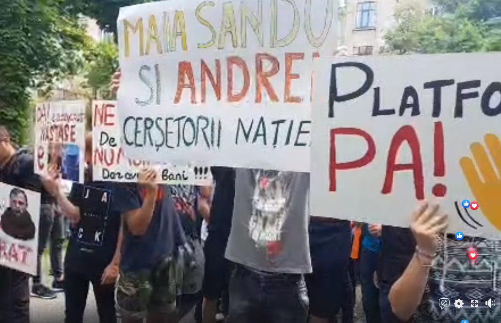 nastase protest, nastase pantalonii uzi, nastase amanta, nastase si inga grigoriu, nastase la moscova, liviu vovc, inga grigoriu, chiril motpan, alexandru slusariprotest majorarea preturilor, preturi la benzina, preturi motorina,blocul acum, proteste nastase, nastase si plahotniuc, maia sandu proteste, platforma da proteste, blocul acum proteste, provocatori proteste