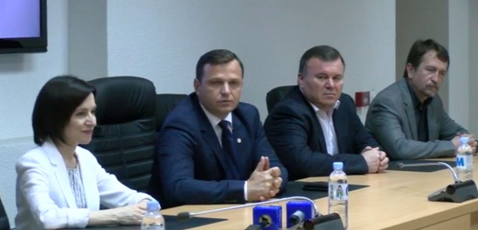Ministrul de Interne, Andrei Năstase, a compromis încătușarea suspectului în crima de la Botanica, mai andrei nastase, igp gheorghe balan, femeia gasita moarta intr-un microbuz in chisinau, maia sandu andrei nastase 
