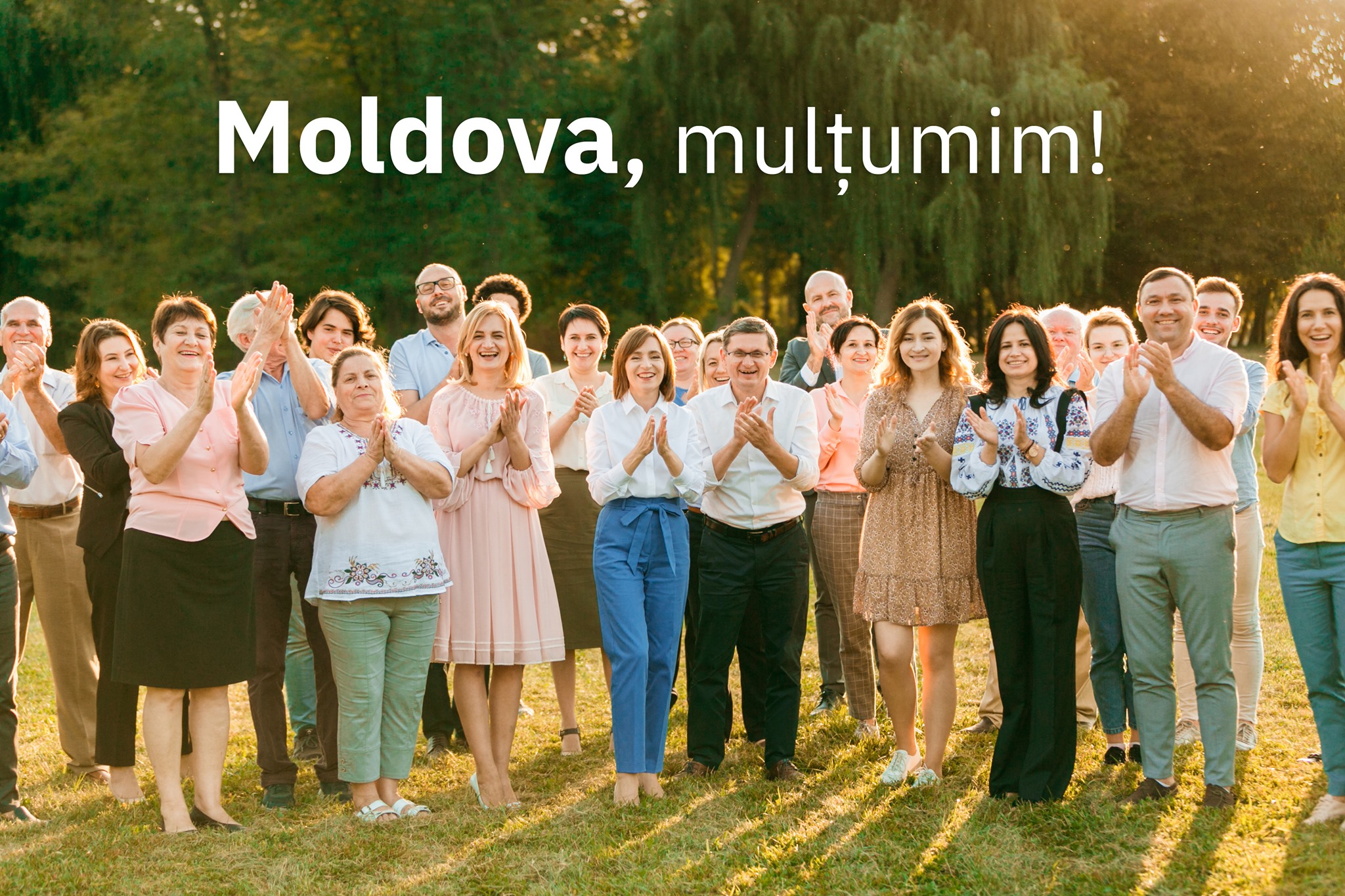 temblor Vegetales Hermanos Hohme în Parlament! NOVAC: Colegii din PAS bat din palme, băteți stimați  colegi, când vor îngheța mâinile, o să vă prindă bine | Telegraph.md -  Știri din Moldova