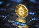 Bitcoinul a crescut la 67 000 de dolari după declarația lui Trump despre deficitul comercial al SUA