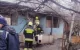 Pompieri intervenind la incendiul din localitatea Ulmu, raionul Ialoveni, în condiții dificile