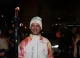 Cristi Chivu purtând torța olimpică în Milano pentru Jocurile Olimpice de iarnă Milano-Cortina