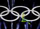 Drapelul olimpic a fost predat Franței la ceremonia de închidere a Jocurilor de iarnă de la Milano și Cortina