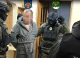 VIDEO // 11 persoane reținute într-o schemă de milioane. Detalii oficiale