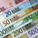 O femeie din Chișinău a rămas fără peste 130 de mii de euro după ce a fost convinsă să-și „purifice energetic” banii