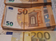 Trei persoane au încercat să scoată ilegal bani nedeclarați la Aeroportul Chișinău