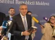 VIDEO // Câte o carte pentru fiecare deputat. Ce cadou le-a pregătit Renato Usatîi celor care votează legi