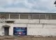 Un fost condamnat a încercat să intre cu mașina în Penitenciarul Brănești