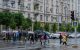 Ploaia continuă la Chișinău. Primăria recomandă utilizarea transportului public și evitarea parcării sub arbori