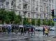 Ploaia continuă la Chișinău. Primăria recomandă utilizarea transportului public și evitarea parcării sub arbori