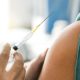 Cercetătorii britanici au folosit inteligența artificială pentru a crea un vaccin nou împotriva coronavirusurilor
