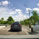 Un șofer din Chișinău a fost sancționat după ce a circulat pe banda transportului public și a fost la un pas să lovească un pieton