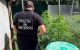 VIDEO // Un recidivist, reținut pentru cultivarea și vânzarea drogurilor. Poliția a descoperit o plantație de cannabis și ciuperci halucinogene